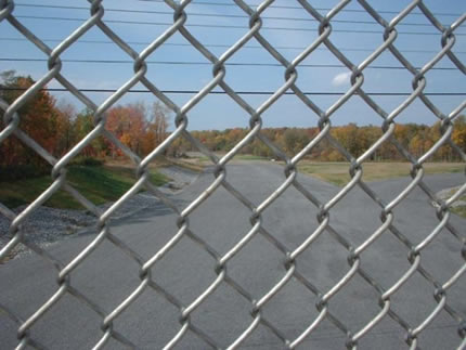 Lưới b40 làm hàng rào
