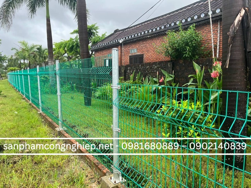 Hàng rào lưới thép hàn chấn sóng sơn tĩnh điện